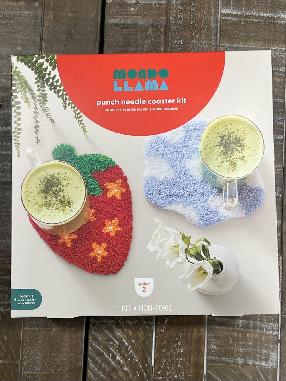 Mondo Llama Red & Blue Punch Needle Coaster Kit